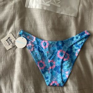 NWT Kulani Kinis Pocket Locket Bottoms